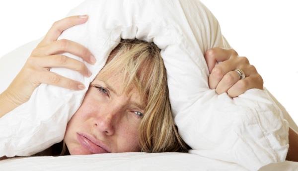 کم‌خوابی سطح کلسترول را افزایش نمی‌دهد