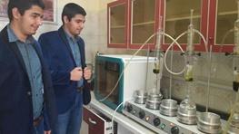 تولید آزمایشگاهی «داروی گیاهی زگیل‌سوز» در جهاد دانشگاهی واحد ایلام آغاز شد