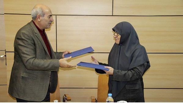 تفاهمنامه همكاريهاي علمي بین پژوهشکده بیوتکنولوژی کشاورزی و دانشگاه زنجان منعقد شد