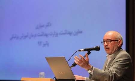 55 درصد نوزادان کشور از شیر مادر تعذیه می کنند