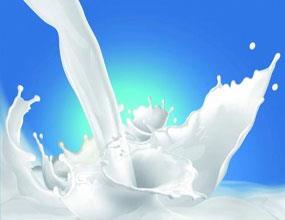 ایران در تولید شیر خام خودکفا شد