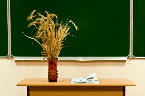 بررسی آماری وضعیت سواد و سن بهره‌برداران کشاورزی