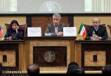 ایجاد روابط کارگزاری بانکی گام اول توسعه روابط تجاری ایران و مالزی است