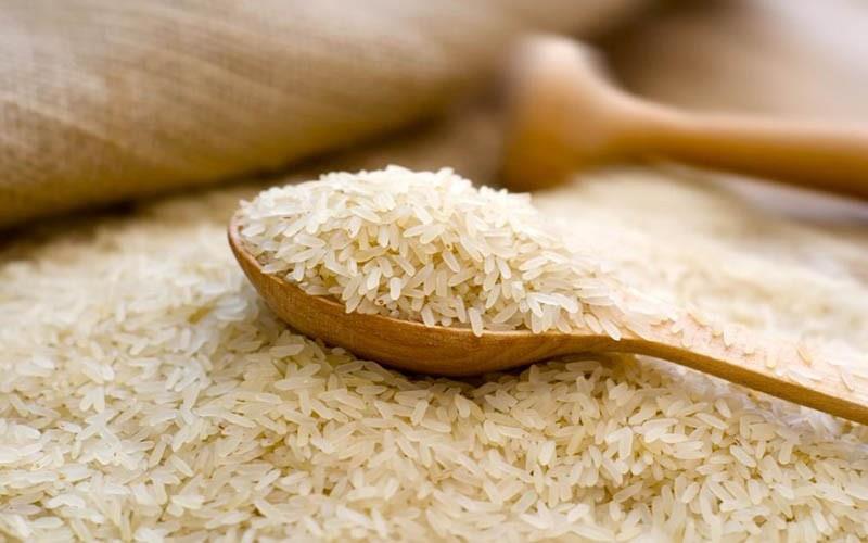 توزیع برنج تنظیم بازار در همدان آغاز شد