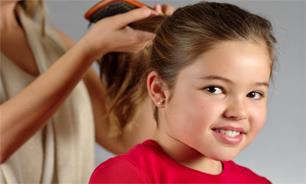 موهای کودکان را با اتوی مو و سشوار خشک نکنید