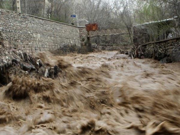 سیلاب مهاباد بالغ بر شش میلیارد ریال خسارت مالی به بار آورد
