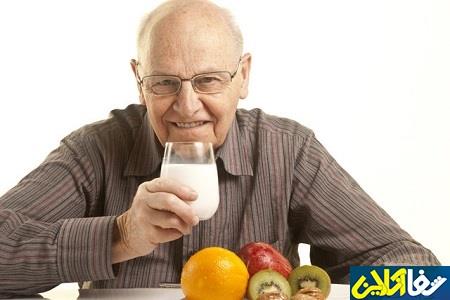 ضرورت توجه به تغذیه سالم و کافی در سنین پیری