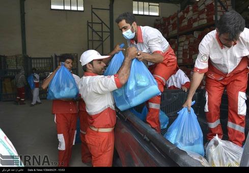 امدادرسانی هلال احمر به طوفانزدگان