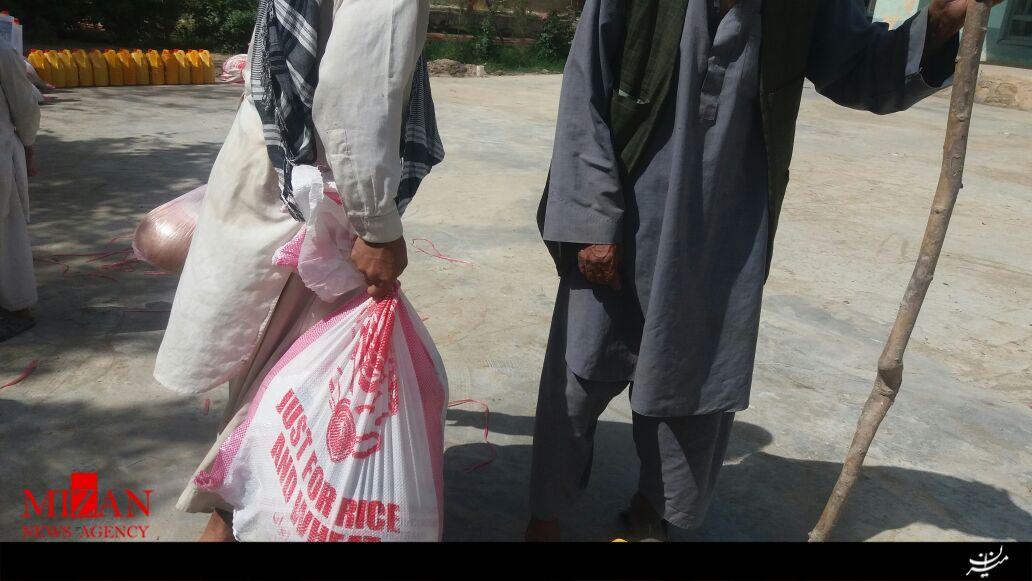 طالبان مدعی توزیع اقلام غذایی در قندوز شد!