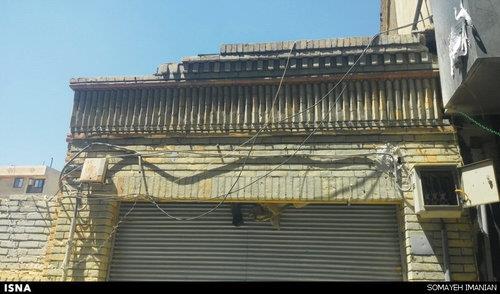 حیاط خانه 85 ساله را دامداری کردند! (+عکس)