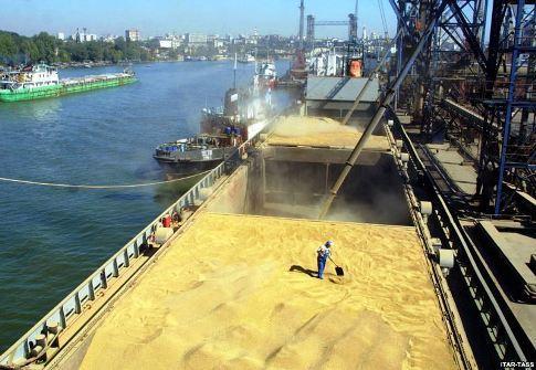 آخرین  آمار از وضعیت کشتی های محصولات کشاورزی وارداتی در بندر امام خمینی+ لیست کامل و جزییات