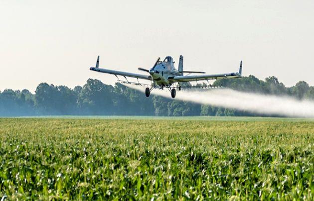 جهش 475 درصدی حجم عملیات هواپیماهای خدمات ویژه کشاورزی/ نمایش هوایی هواپیماهای ویژه کشاورزی در جزیره کیش